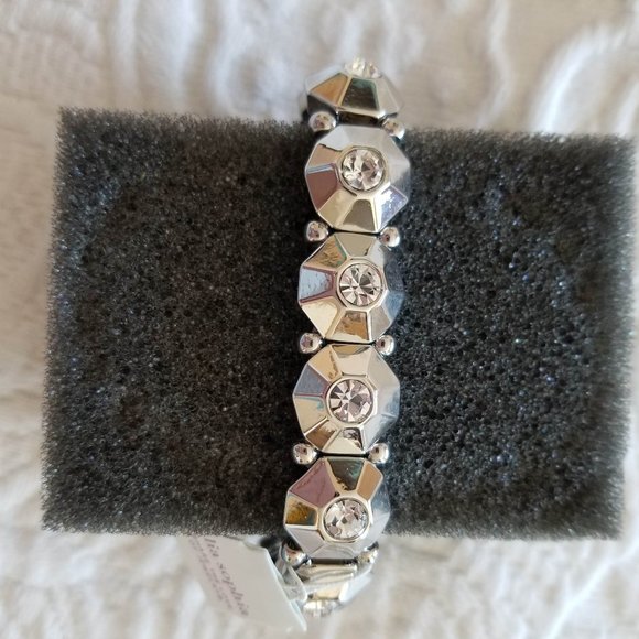 Lia Sophia Silver "Amplify" Stretch bracelet - Picture 6 of 9
